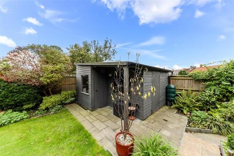 4 bedroom house for sale, Malmstone Avenue, Merstham RH1