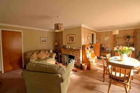 4 bedroom detached bungalow for sale, Birkbeck Close, South Wootton, King's Lynn