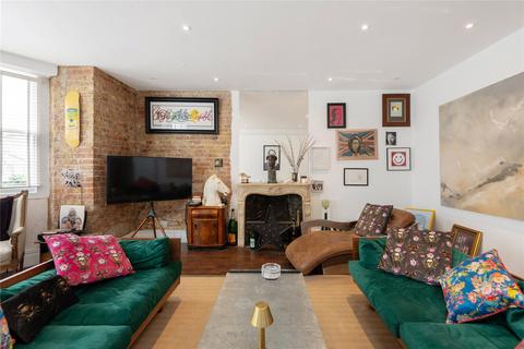 3 bedroom apartment for sale, Roland Gardens, South Kensington, SW7