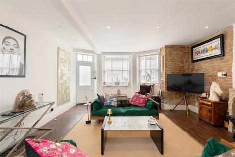 3 bedroom apartment for sale, Roland Gardens, South Kensington, SW7