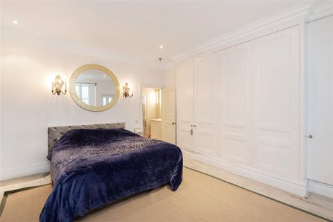 3 bedroom apartment for sale, Roland Gardens, South Kensington, SW7