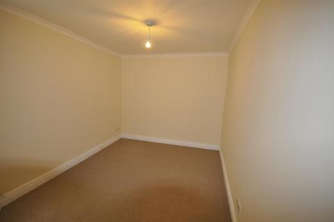 1 bedroom flat to rent, Clarence Square Cheltenham