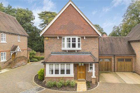 3 bedroom detached house for sale, Reeves Court, Welwyn, AL6