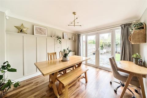 2 Cheriton Close, Up Hatherley, Cheltenham, GL51 3NR