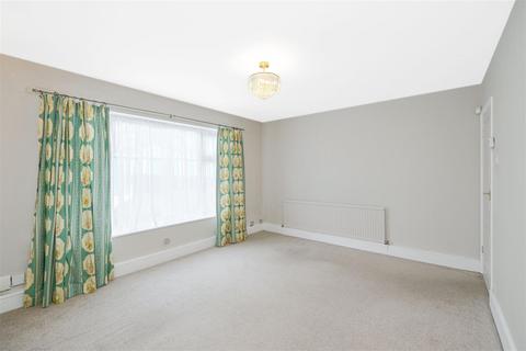 2 bedroom flat for sale, New Wanstead, Wanstead