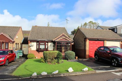 2 bedroom detached bungalow for sale, Johnsons Grove, Oldbury B68