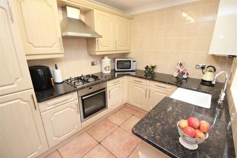 2 bedroom detached bungalow for sale, Johnsons Grove, Oldbury B68