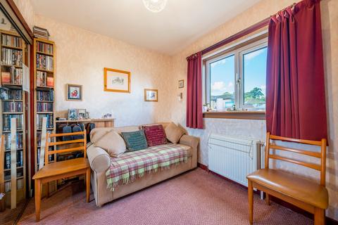 1 Silvan Place, Busby, Clarkston, G76 8HJ