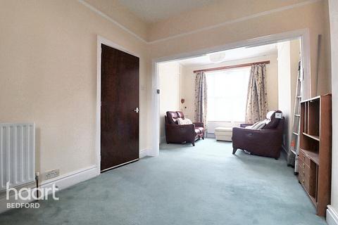 4 bedroom terraced house for sale, Gibbons Road, Bedford