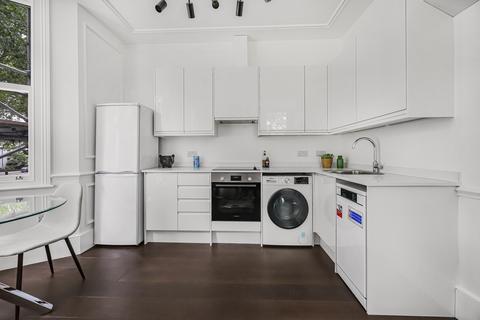 1 bedroom flat to rent, Crondace Road, London SW6