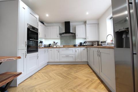 4 bedroom detached house for sale, Woodlands View, Oakworth, Keighley, BD22