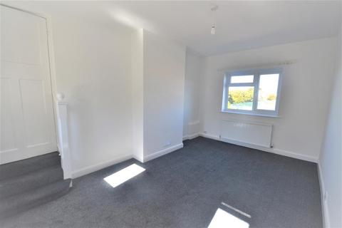 2 bedroom flat to rent, Egerton Road, Bexhill-On-Sea TN39