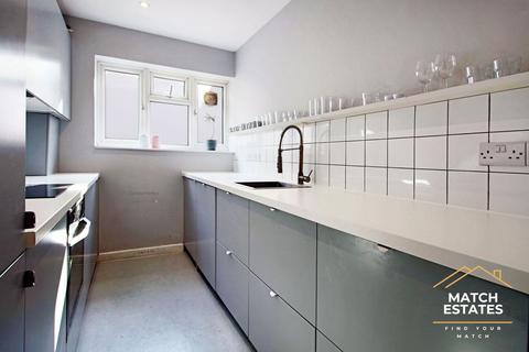 2 bedroom apartment for sale, Julian Road, Folkestone CT19