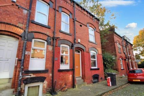 3 bedroom terraced house to rent, Granby Terrace, Headingley, Leeds, LS6 3BB