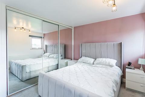 70 Forker Avenue, Rosyth, Dunfermline, KY11 2UF