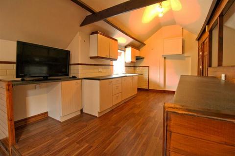 2 bedroom flat for sale, Manor Road, Dersingham, King's Lynn, Norfolk, PE31 6LH