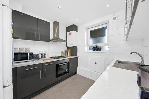 1 bedroom flat for sale, Bredel House, Limehouse, London, E14