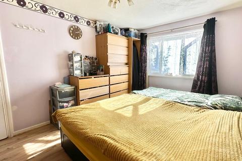 13 Northumberland Road, London, E6 5RN