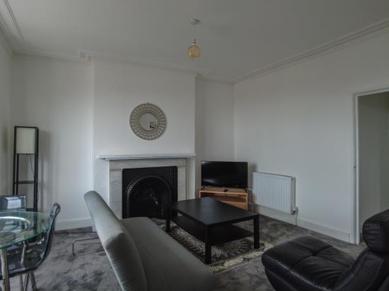 Lounge 1b (1).png