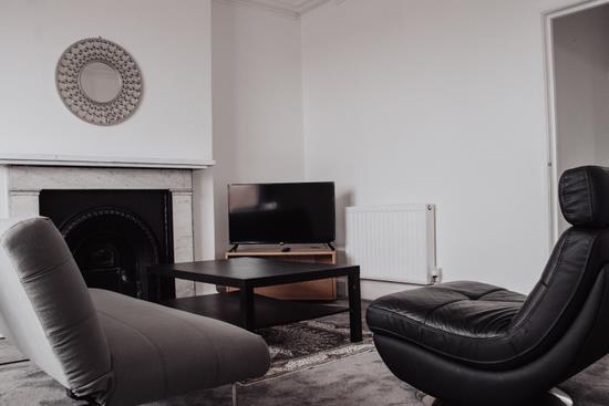 Lounge 1c (1).png