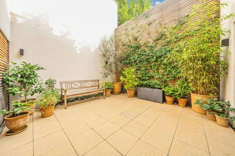 4 bedroom terraced house for sale, Featherstone Mews, East Dulwich, London, SE22