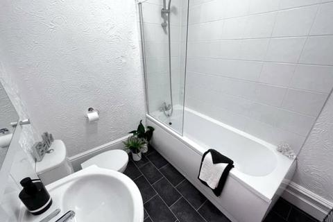 Studio to rent, Camden Road, LONDON, NW1