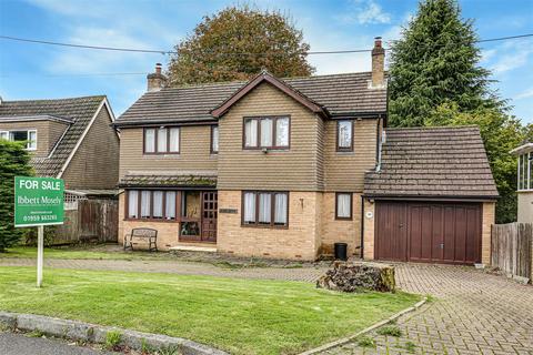 4 bedroom detached house for sale, Paynesfield Road, Tatsfield TN16