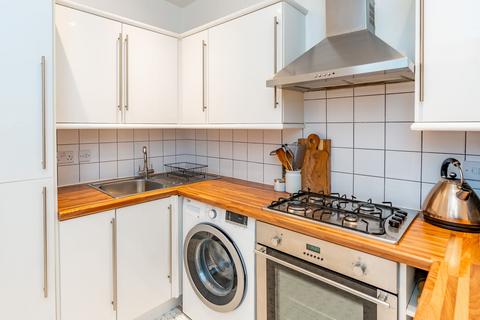 8/1 Elgin Terrace, Edinburgh, EH7 5NN