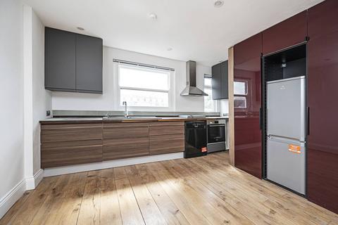 2 bedroom maisonette to rent, Liverpool Road, Islington, London, N1