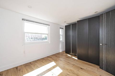 2 bedroom maisonette to rent, Liverpool Road, Islington, London, N1