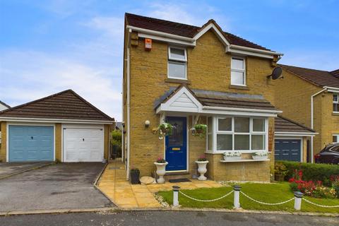 13 Birch Close, Buxton, SK17 6FE
