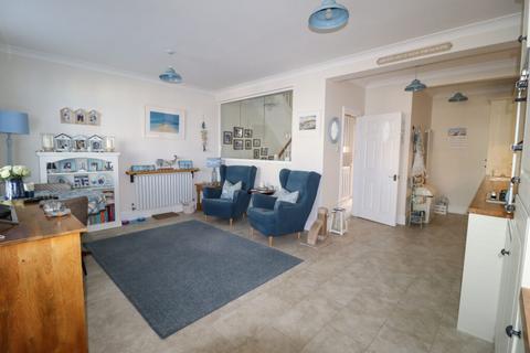 4 bedroom townhouse for sale, Lauren Mews, Seafront