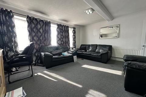 35a The Hyde, Stevenage, SG2 9SB