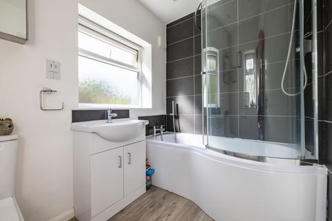 24 Cranmer Close, Warlingham, CR6 9SW