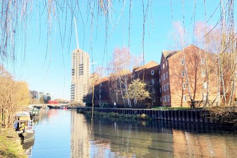 undefined, Bream Close, Tottenham Hale, London, N17
