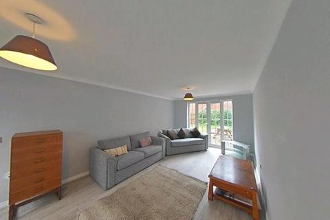 6 bedroom house to rent, Wren Close, Loughborough LE11