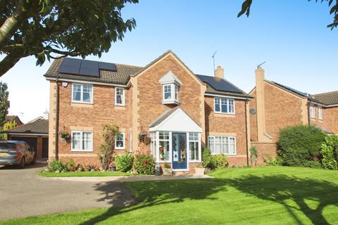 4 bedroom detached house for sale, Driffield, East Riding Of Yorkshire YO25