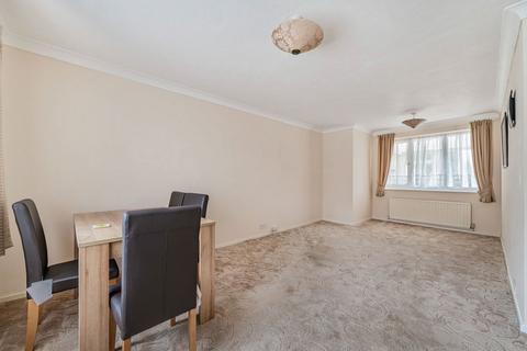 2 bedroom end of terrace house for sale, Woburn Gardens, Basingstoke