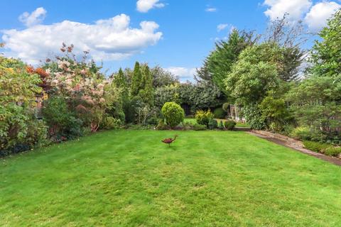 4 bedroom semi-detached house for sale, Friars Avenue, London