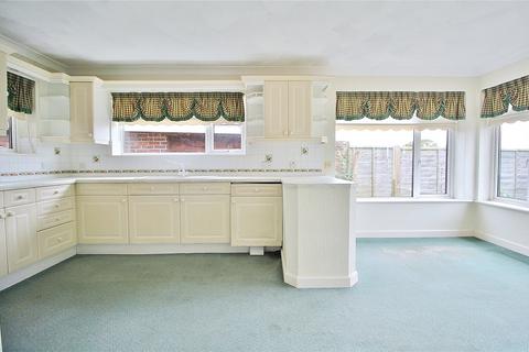 6 Shepherds Mead, Worthing, BN14 0JA