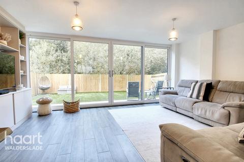 4 bedroom detached house for sale, Springate Close, Chatham