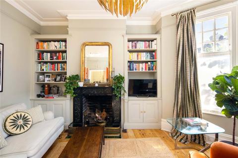 7 Alcester Crescent, London, E5 9PX