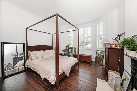 2 bedroom maisonette for sale, Knight's Hill, West Norwood, SE27