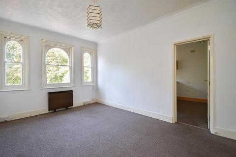 Studio for sale, Cornwallis Gardens, Hastings