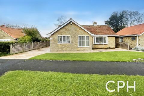 3 bedroom bungalow for sale, Dovecot Close, Gristhorpe, Filey