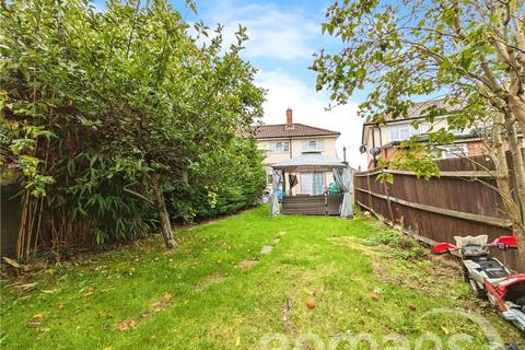 3 bedroom semi-detached house for sale, London Road, Earley, Reading