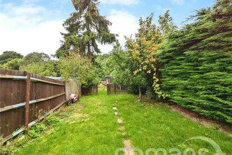 3 bedroom semi-detached house for sale, London Road, Earley, Reading