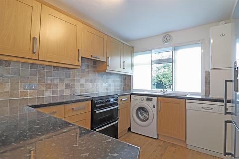 2 bedroom maisonette for sale, Doods Road, Reigate