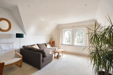 2 bedroom flat for sale, Enys Road, Eastbourne