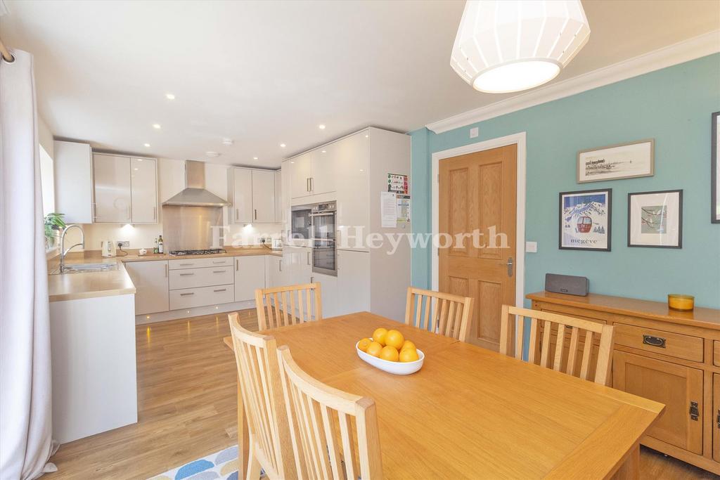 Kitchen Dining 2